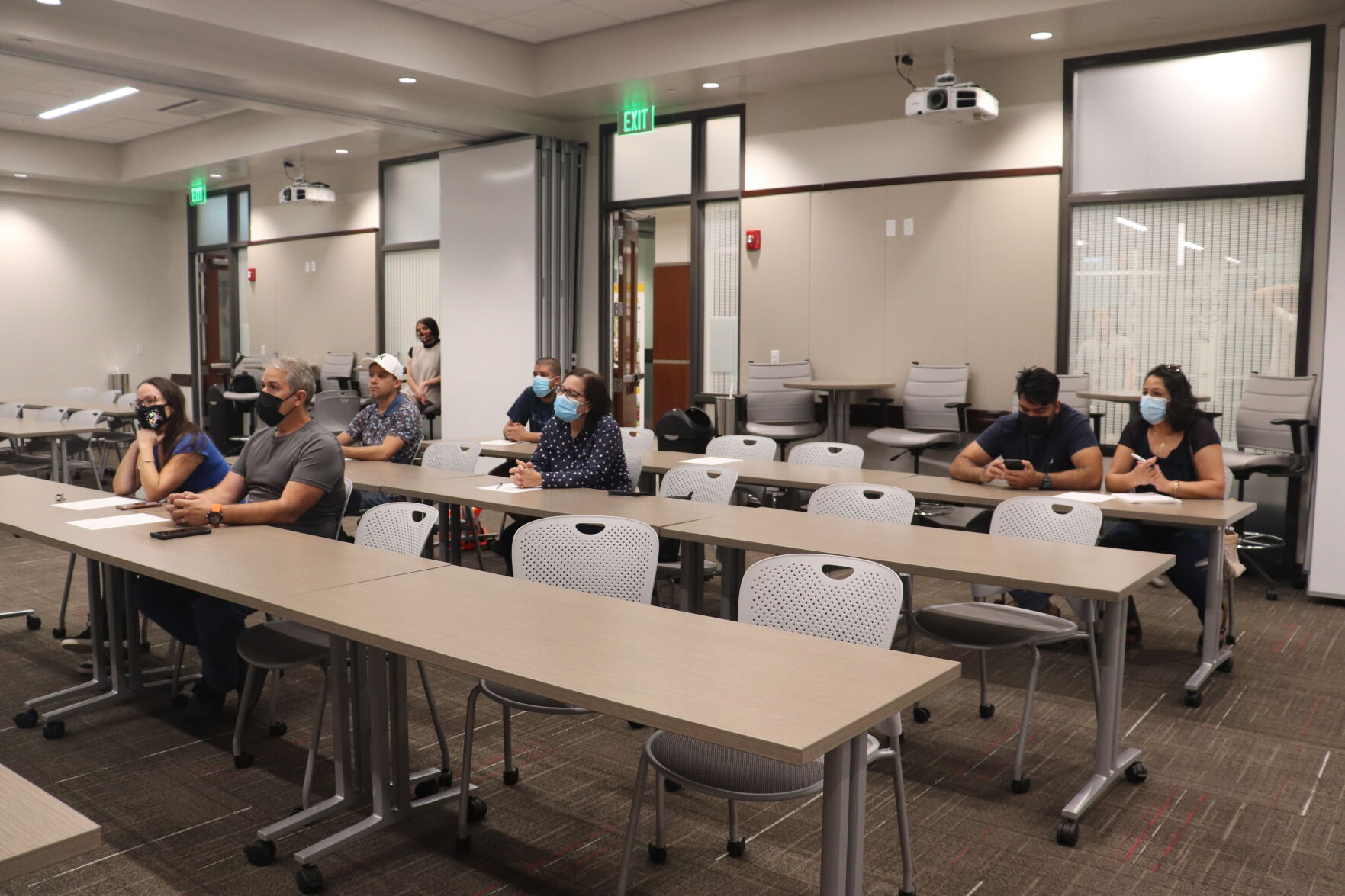 (this one)Central Florida immigrants learn English to overcome everyday challenges 5